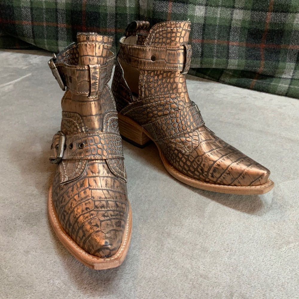 Freebird Mayhem Metallic Bronze Croc Leather Buckle Ankle Boots Womens 8